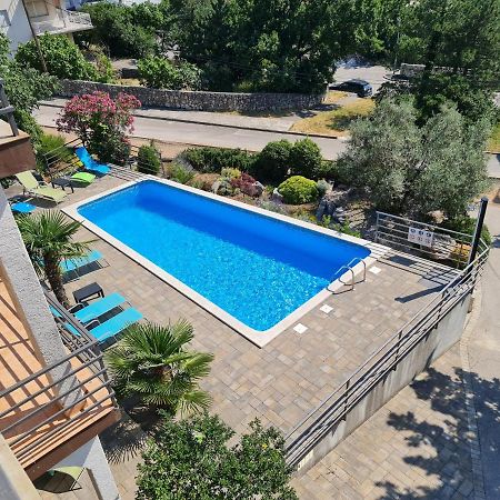 Apartments Lounger Цриквеница Экстерьер фото
